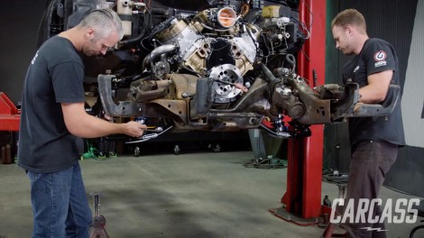 OBS Chevy C1500 Gets a Cantilevered Rear Suspension