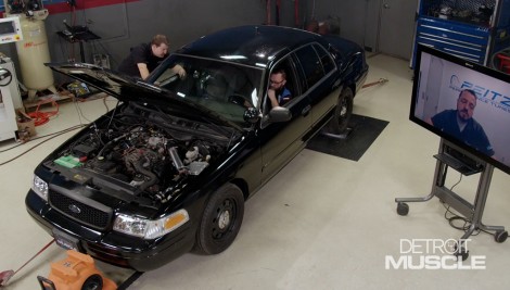 Potenciando los 160 caballos de fuerza de un Interceptor policial Crown Vic