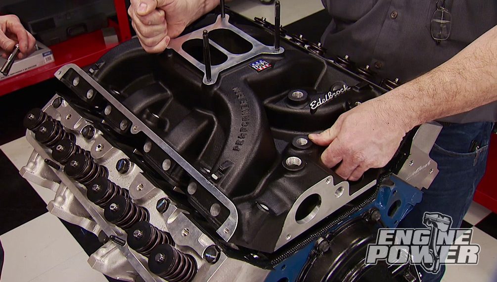 Ford's 390FE Engine Gets Attention