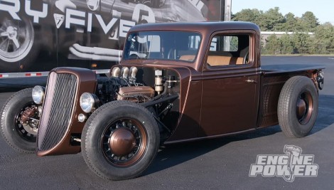 Factory Five Racing construye su primera camioneta con la ayuda de Engine Power
