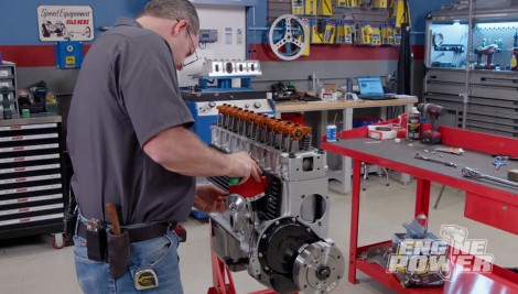 Construyendo un motor Chevy 292 de seis cilindros en línea