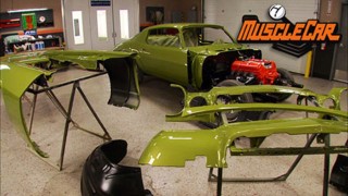 Adding Custom Paint and Racing Stripes to a 1970 Camaro RS/SS