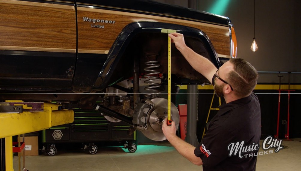 Upgrading The '86 Wagoneer Suspension to Handle 785 Horsepower