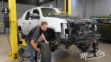 Chevy DragAlanche - Part 2 LS Tear Down & Front-End Rebuild