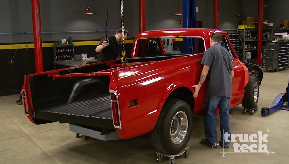 Refurbishing the Bed of a 1971 Chevy C10 For Under $1,500