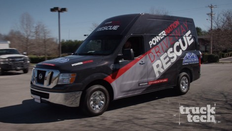 Transformación de una Nissan NV2500 en la nueva sección "Driveway Rescue" de POWERNATION.