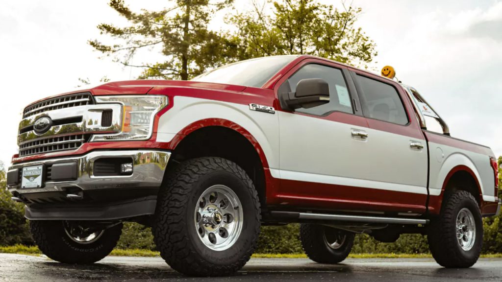 Dealership Is Creating Retro-Style Ford F-150s