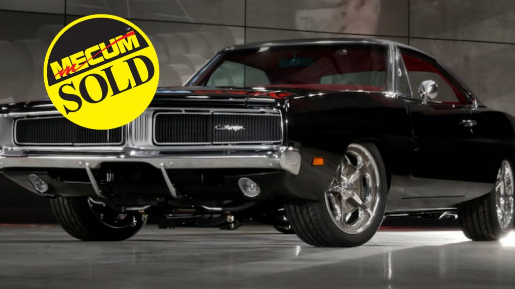 Hard Charger Sold for $200,000 at Mecum