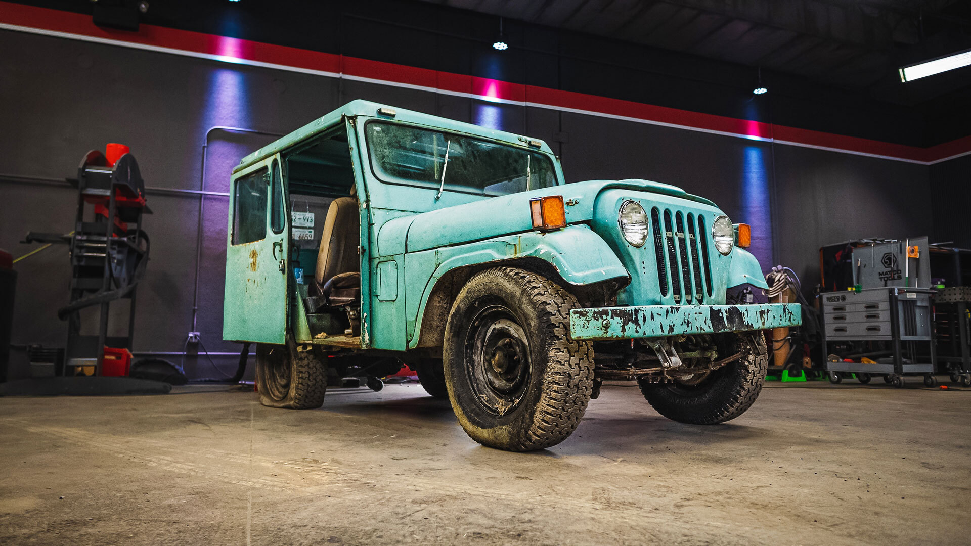 Junk Mail DJ5 Jeep Carcass