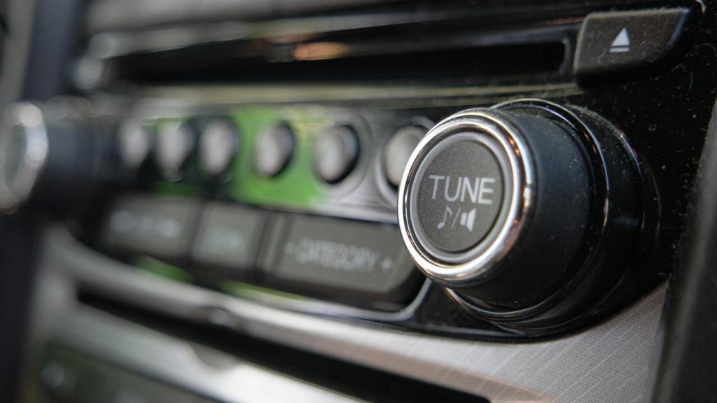 Entertainment Console with AM Radio and FM Radio