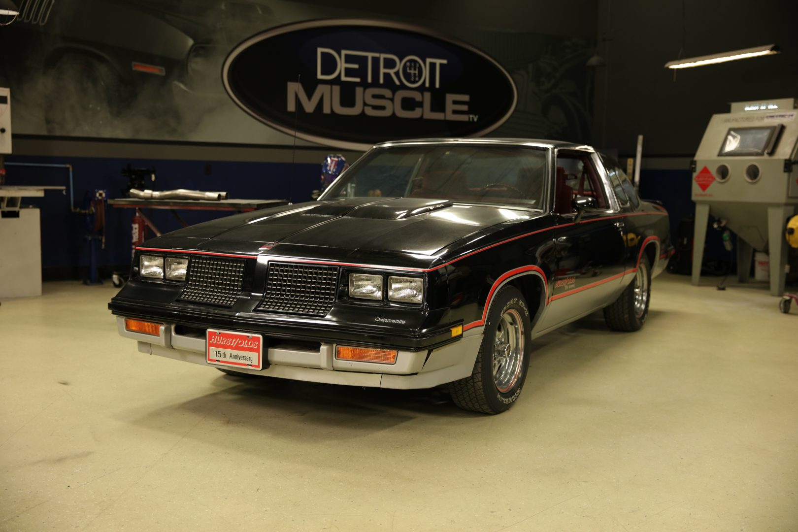 Lightning Rod Hurst Olds : Detroit Muscle