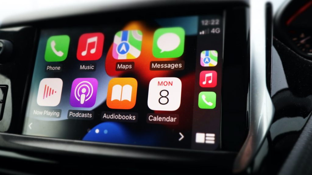 Apple CarPlay system via Adobe Stock