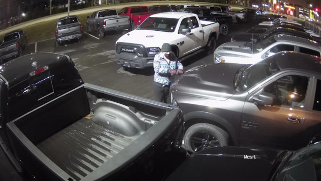 Unknown woman spotted keying over 400 vehicles at a Canadian Car Dealerships