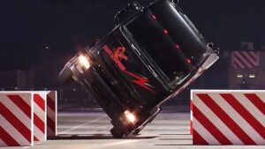 Stuntman Sets New World Record For Side-Wheeling Through a Tight Gap in a Truck