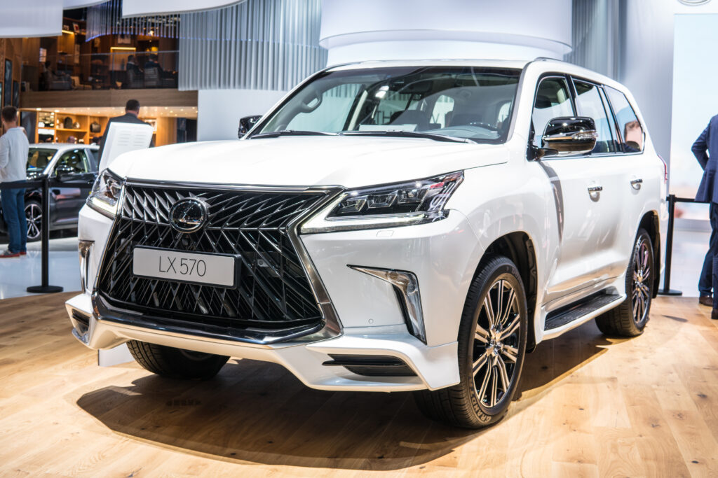 To date, no similar engine problems have been reported for the Lexus LX.