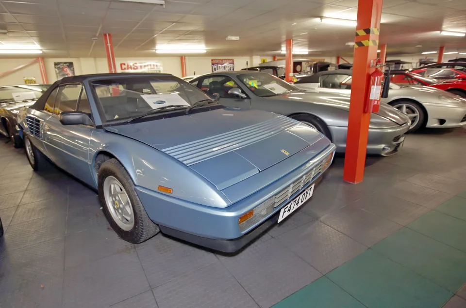 Ferrari Mondial (1988 Cabriolet)