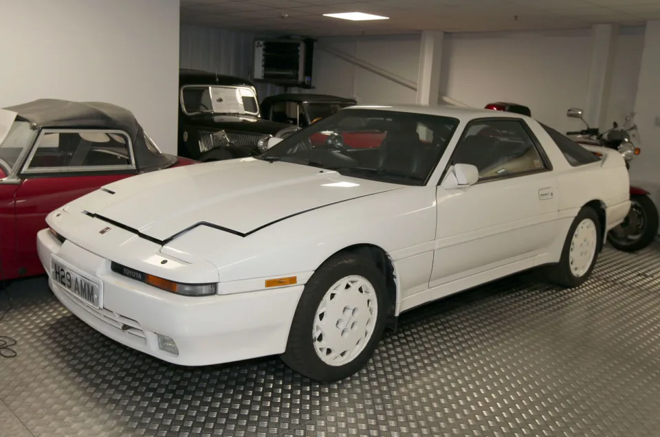 Toyota Supra (1989-1992)